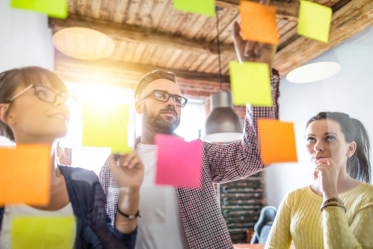 Customer Journey Map vs. UX Map: What is the difference and why does it matter?